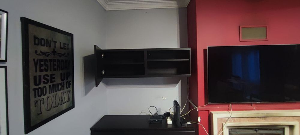 Móvel IKEA l para TV (suspenso ou chão)120cm