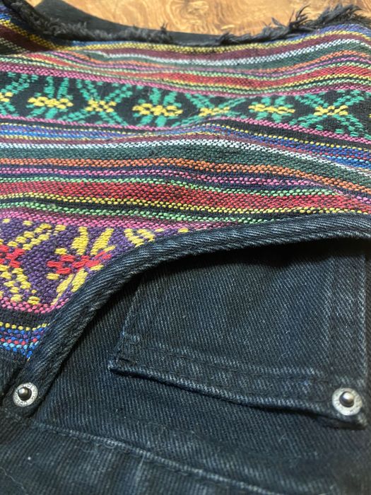 Czarne Szorty Cubus wzory kolorowe Peru frędzle niski stan boho hippie