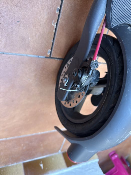 Navee v40 em bom estado