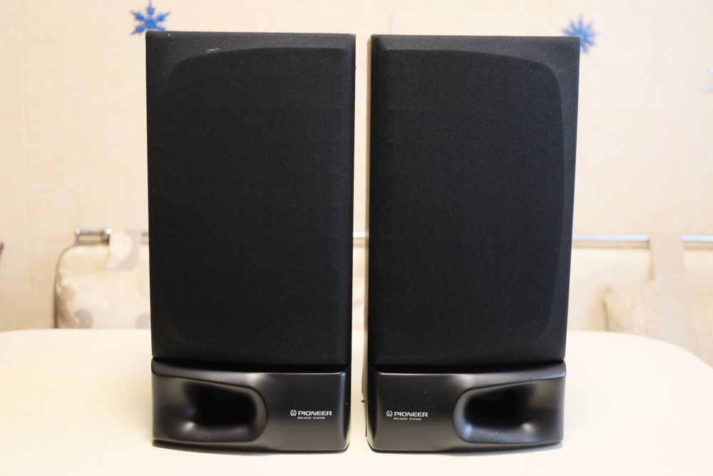 Pioneer  S - J 330  80 W   8 om