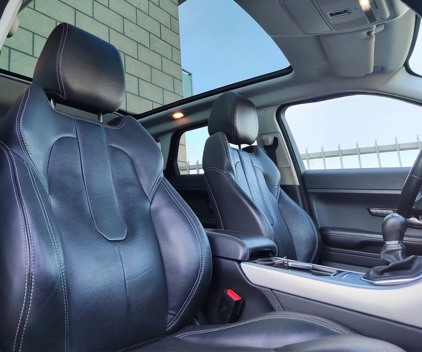 Range Rover Evoque 2.2 TD4 Prestige (Caixa Manual)