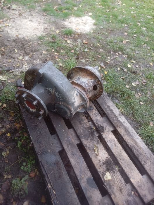 Zwolnica c 360 prawa