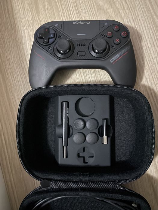 Astro C40 TR Comando para PS4/PC