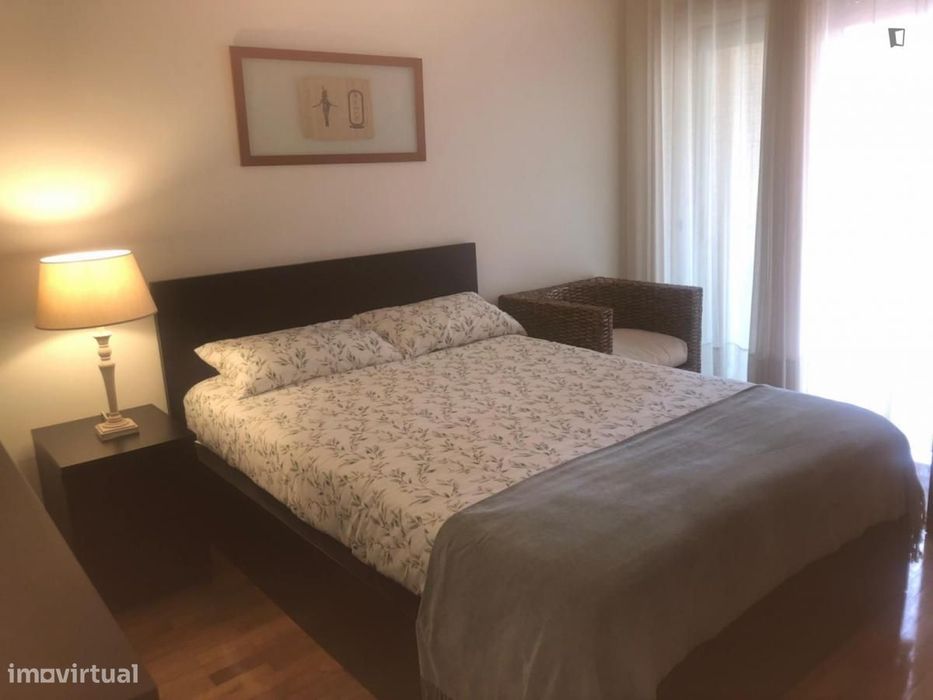 Quarto - localizado em Vila nova de gaia