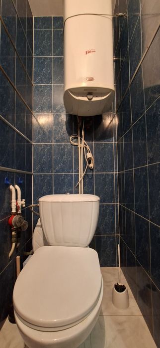 Трикімнатна квартира біля Мототреку