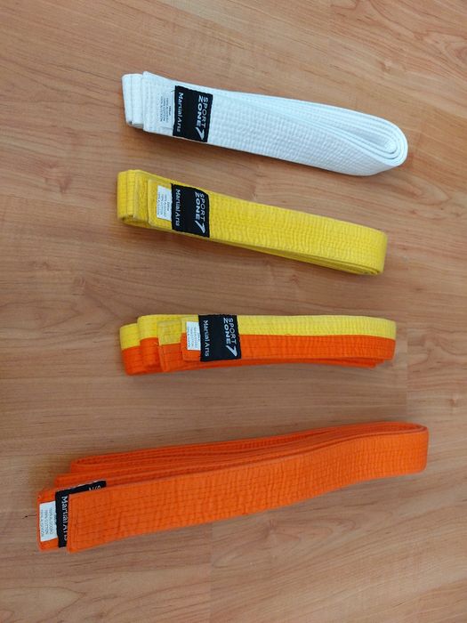 Conjunto de Karaté/Judo para criança