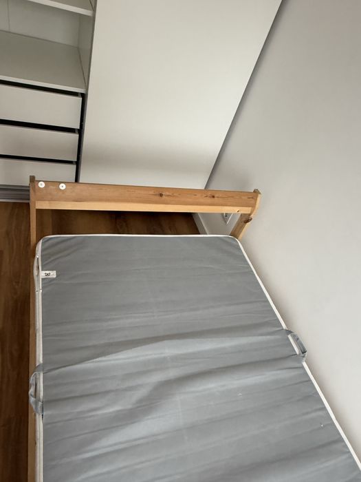Cama ikea com colchão 20€