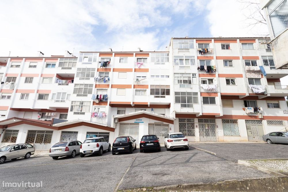 Apartamento T3 na Agualva