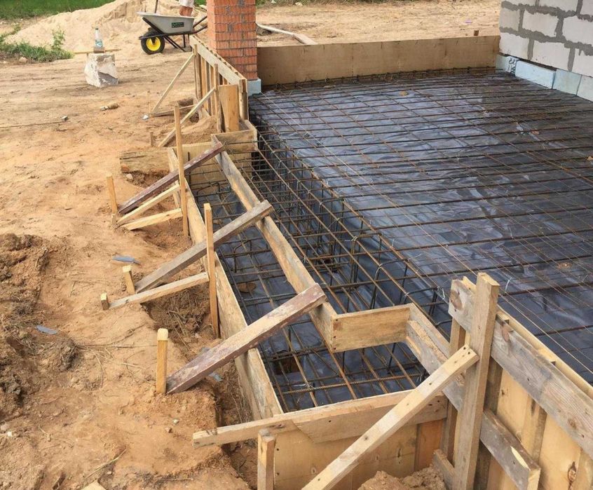 Бетонні роботи. Отмостка. Фундамен. Площадка. Тераса. Бетонування двор