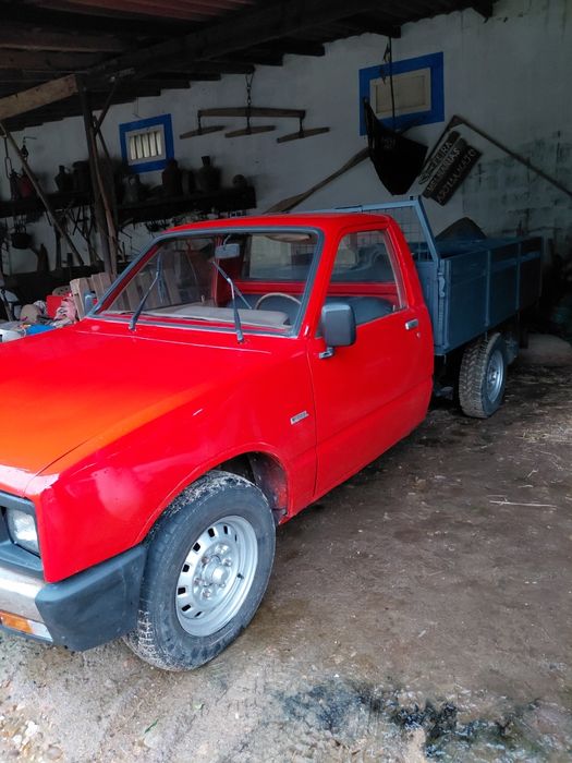 Carrinha de caixa aberta