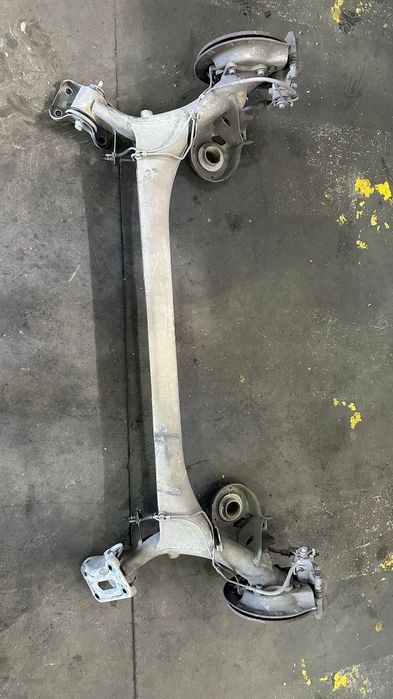 Eixo traseiro peugeot 307 1.4 HDI