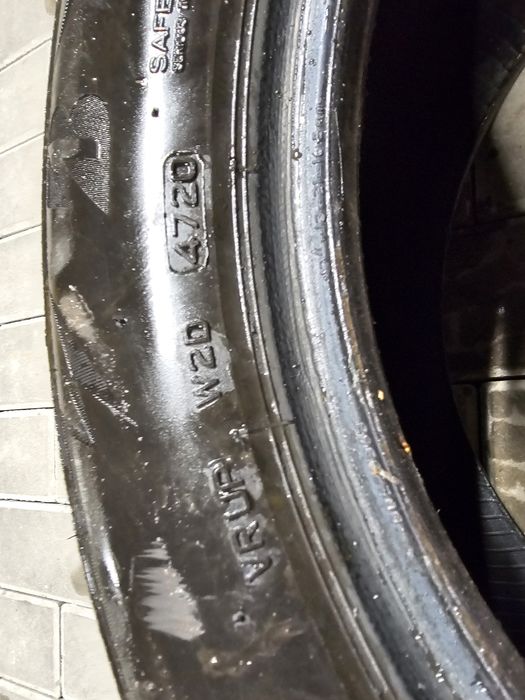 Brigstone blizzak lm005, 225 55 r17 2 szt.