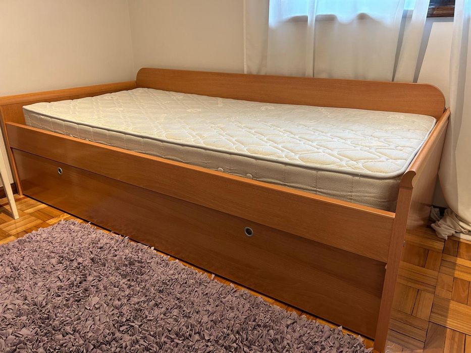 Cama solteiro, com cama embutida