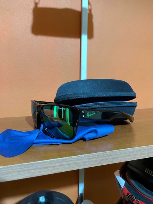 Nike CHARGER R EV0764 Óculos de sol