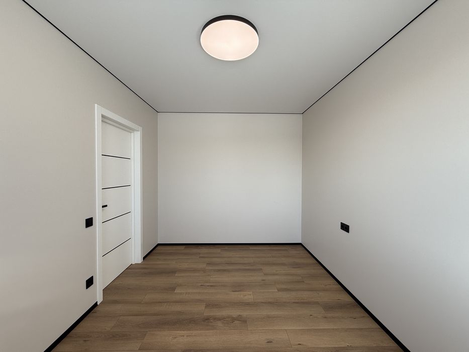 Продаж сучасного таунхауса з ремонтом у Підгайцях.