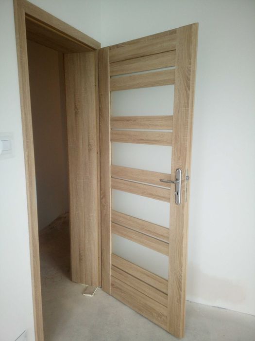 DRZWI WEWNĘTRZNE pokojowe łazienkowe z montażem