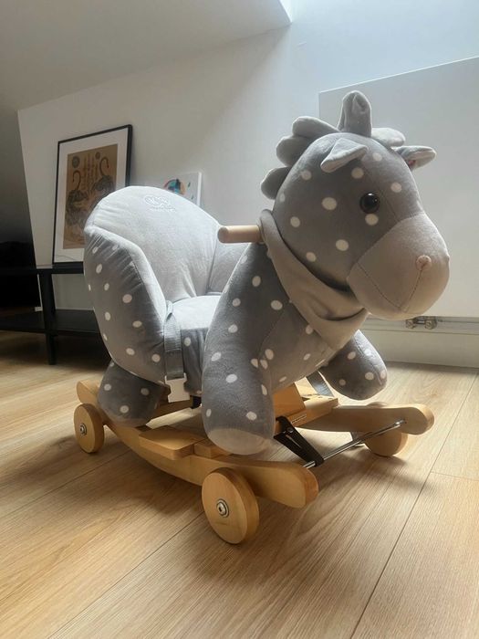 Bujak/jeździk 2-w-1 dla dziecka – pluszowy hipopotam w groszki