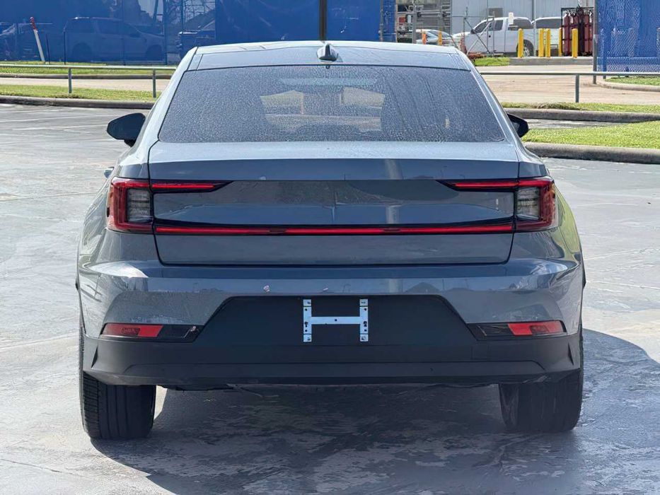 Polestar 2      2021