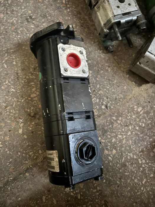 Гидравлика гидромотор гидронасос ремонт John Deere Class Case Krone