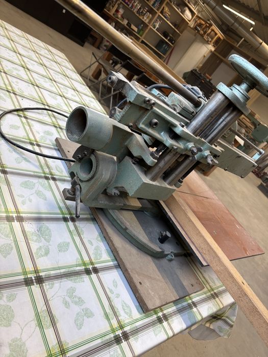 Piła radialna ukośnica Graule