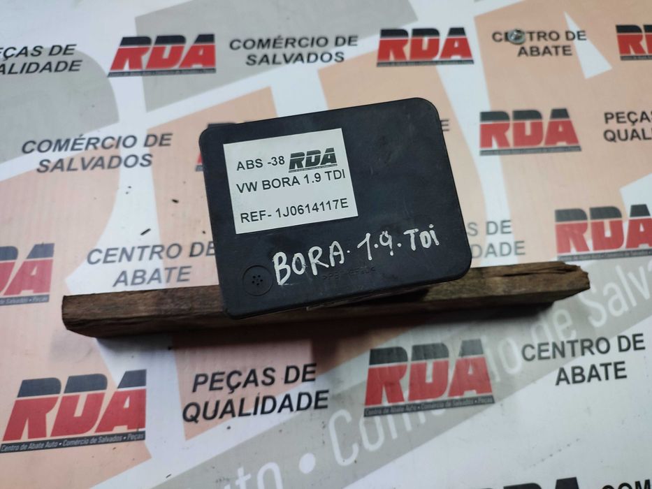 ABS - 38 VW BORA 1.9 TDI REF - 1J06.14117E