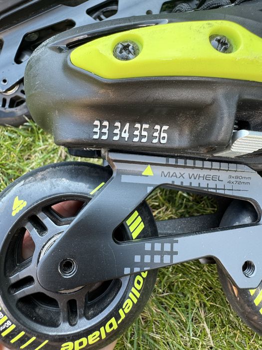 Ролікі Rollerblade Apex