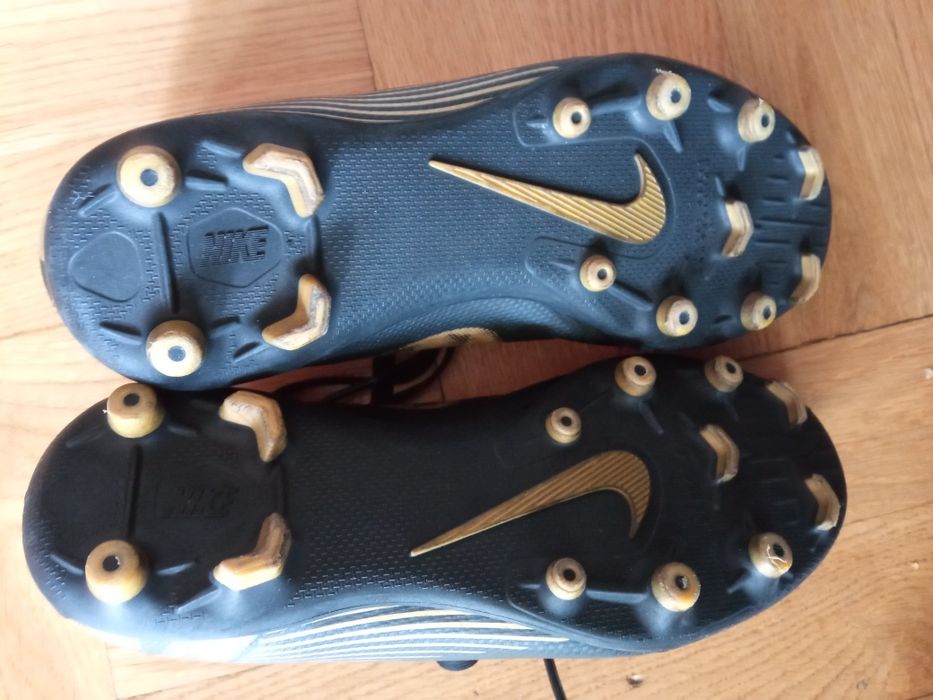 Korki-butu Nike r.34