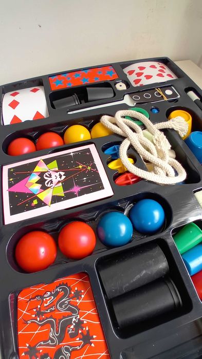 Jogo de Magia, com 125 truques