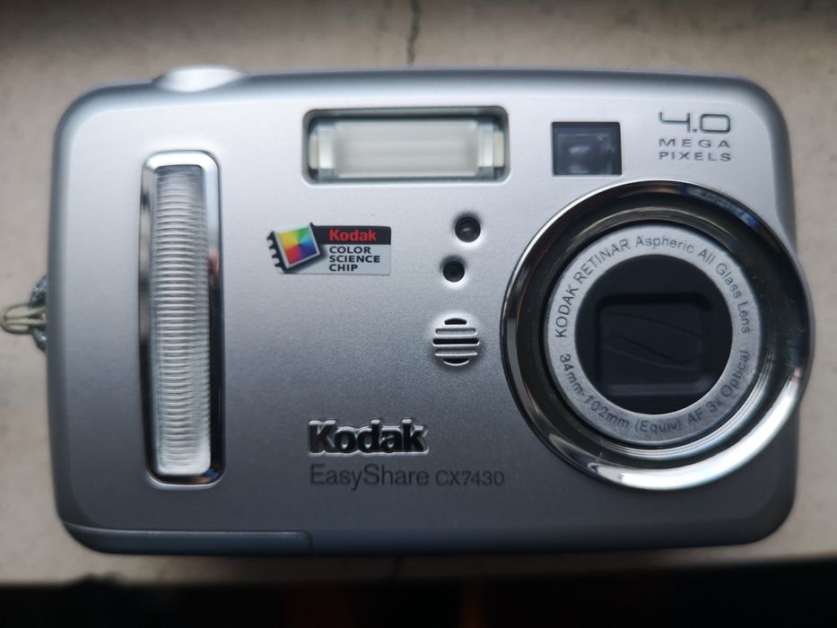 Máquina fotográfica Kodac cx7430