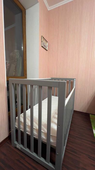 Продам дитяче ліжко в  гарному стані