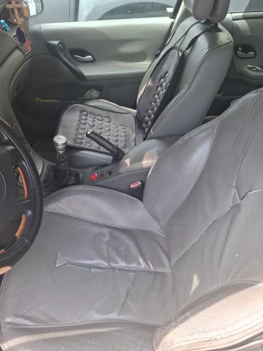 Renault Laguna 2004 (Gasóleo) – 270.000 km