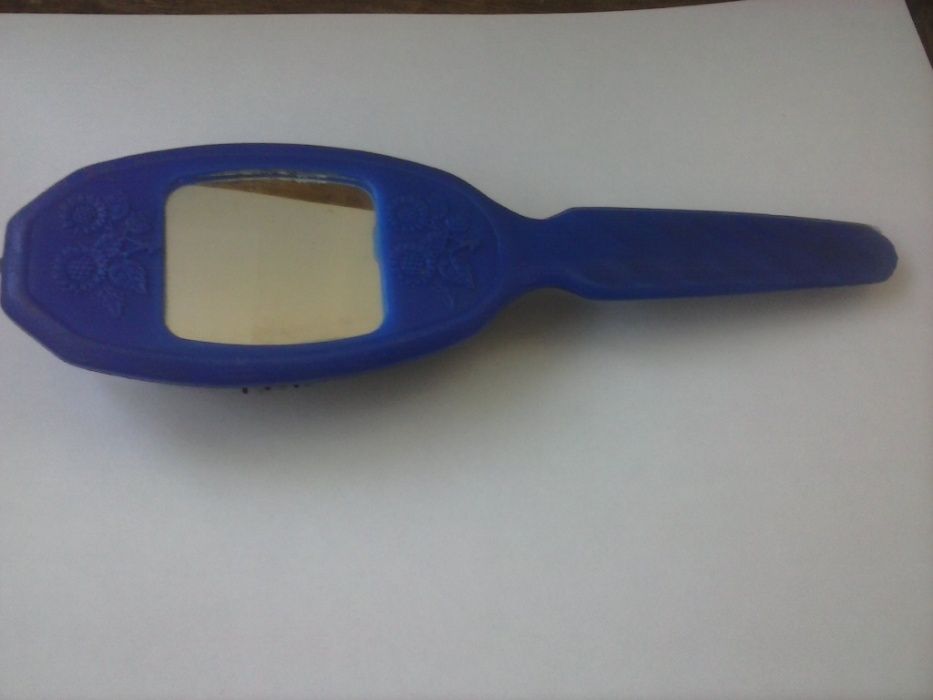 расческа                      .