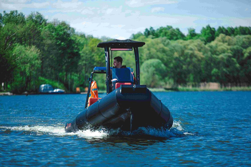 KURS STERNIK MOTOROWODNY – Egzamin na Patent Motorowodny