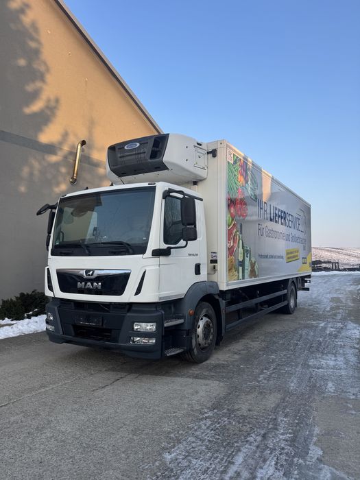 Man Tgm 18.250 chlodnia carrier dzielona trzy urzadzenia .Poduszka.