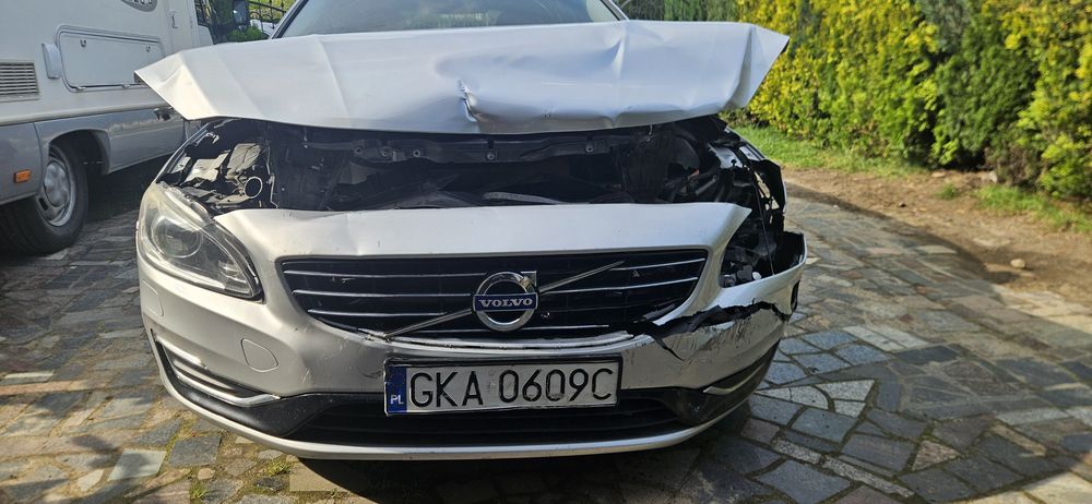 Volvo V60 D6 Plug-In Hybrid Lift 2013 Uszkodzony