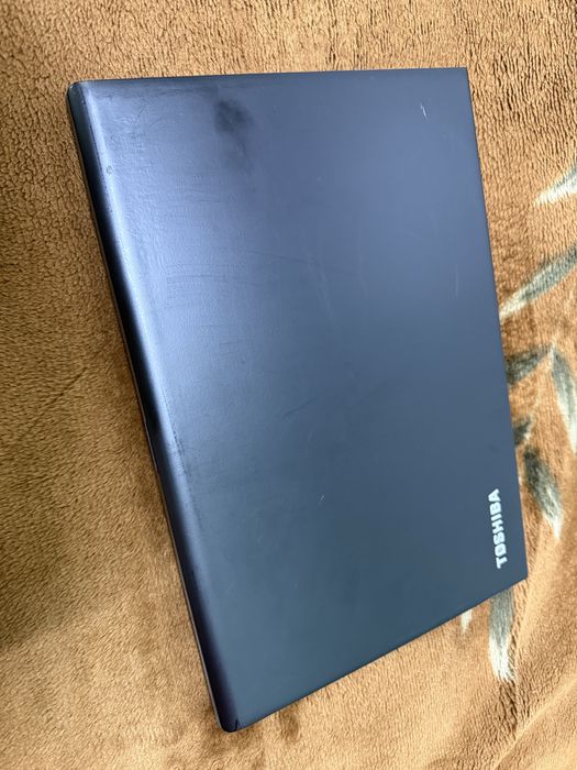 Toshiba Tecra С40 i5-6300/8GB/SSD 240/HD Graphics 520/Full HD/нет клав