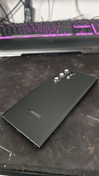 Samsung S22 Ultra 12/256 Opis