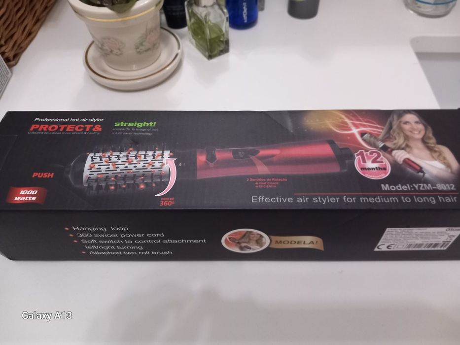 Placa alisamento com placas em cerâmica ainda  em caixa