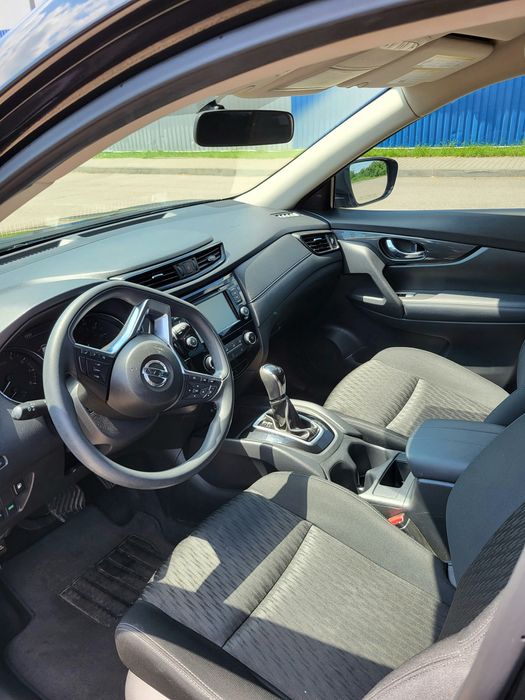 Продам Nissan Rouge