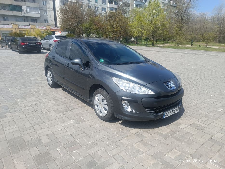 Peugeot 308 2008 рік