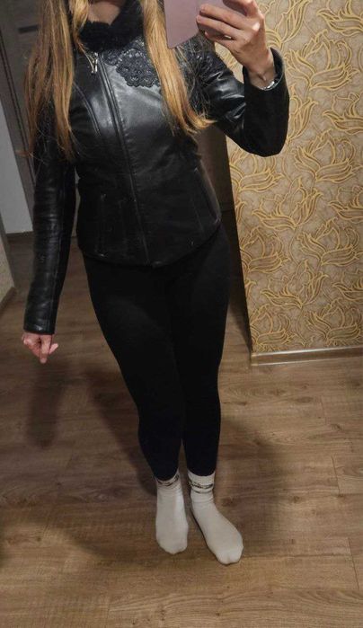 Жіноча куртка демі, шкіра, S