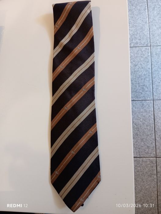 Gravata Burberry