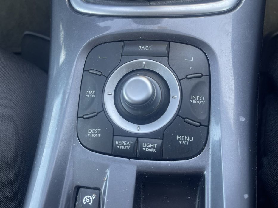 Рено Лагуна 3модель 2010р універсал пригнана з Європи