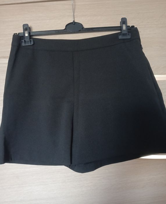 Krótkie spodenki, szorty Miss Selfridge, spodenki na lato, r. 42