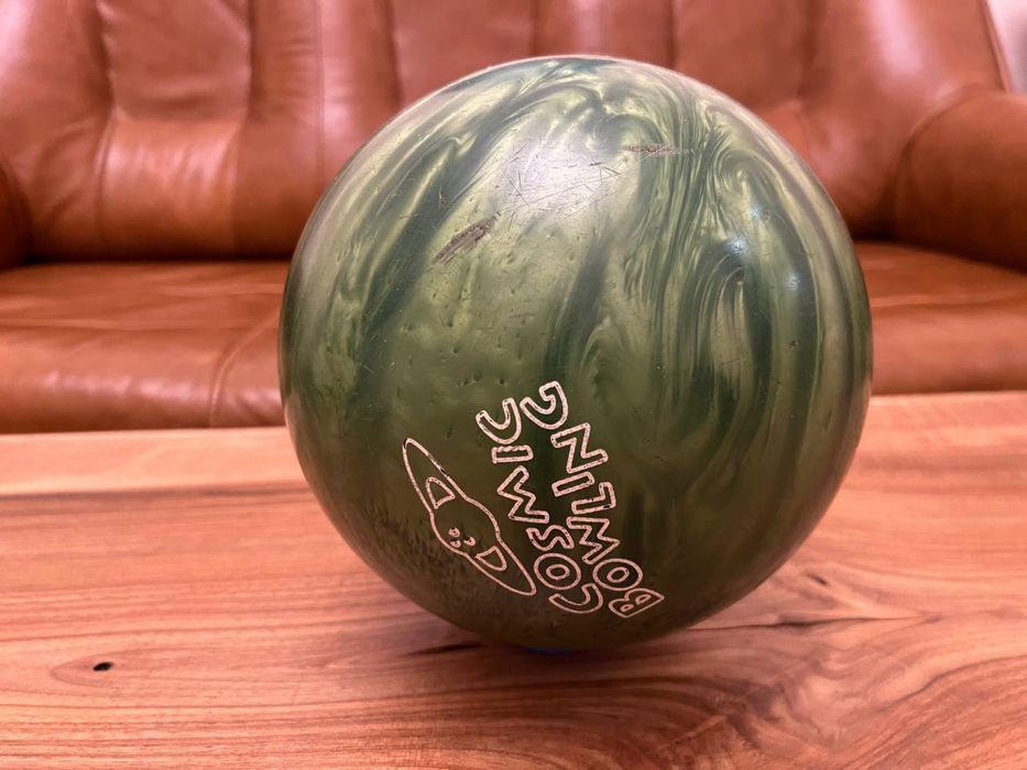 Шар для боулінгу