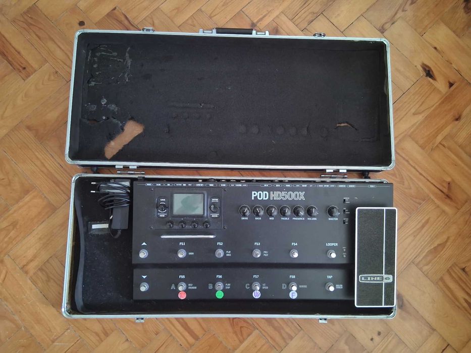 Pedaleira Line 6 Pod HD500X + HARD CASE urgente!