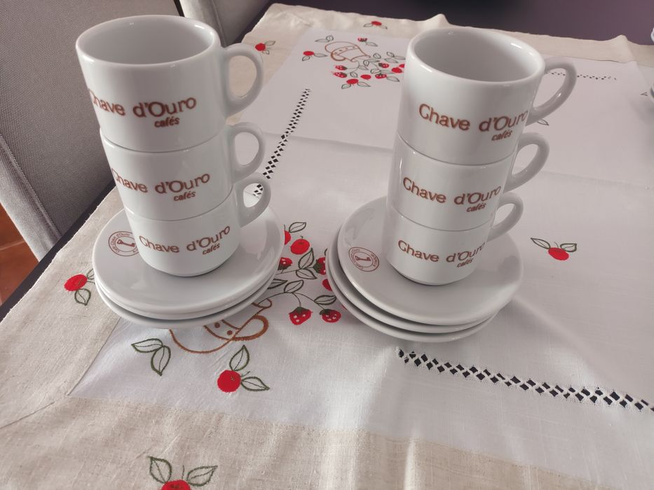 Chávenas de café ( Chave d'Ouro )