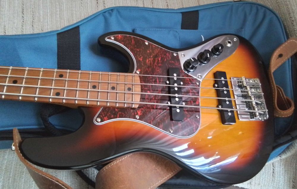 Flight Mini JB Bass SB