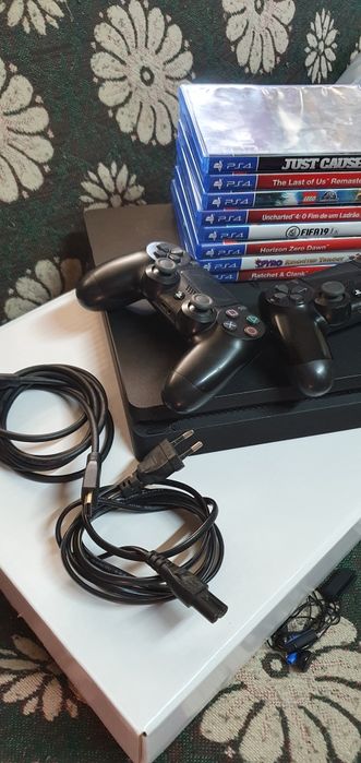 Ps4 slim 500gb + 2 controllers + jailbreak LAPSE BD-J64585813551489124