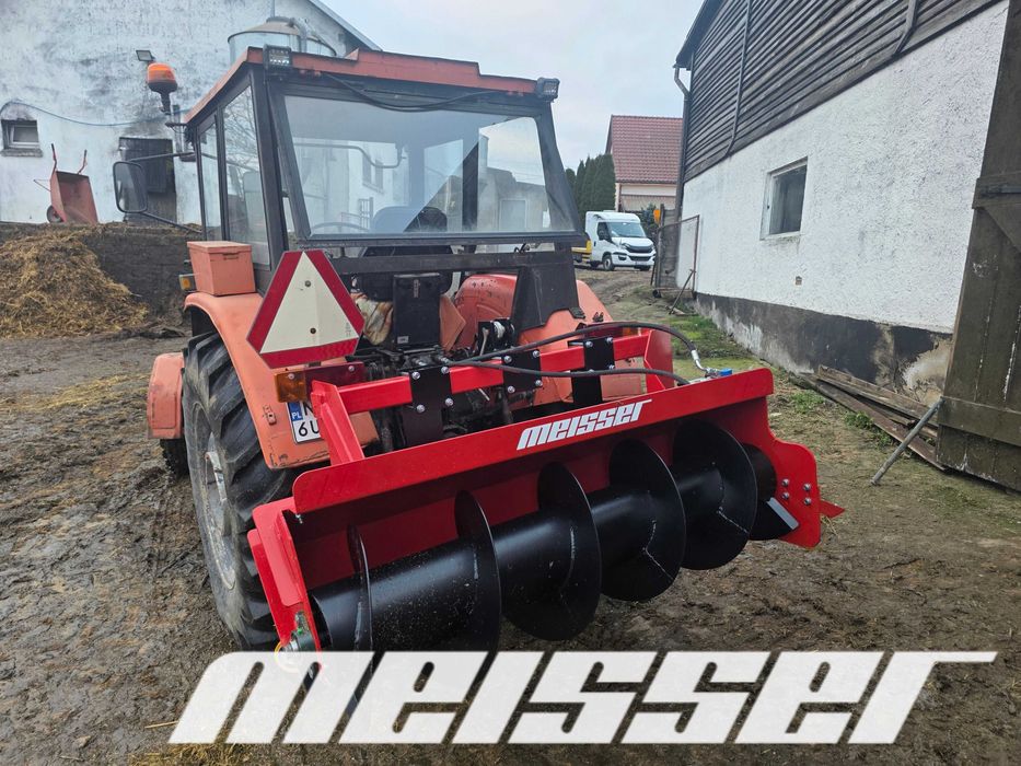 Podgarniacz do paszy pasz TMR mocowanie w cenie NOWOŚĆ DOSTAWA!